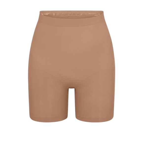 NEW SKIMS Seamless  Shapewear Shorts  SIENNA - Picture 2 of 7